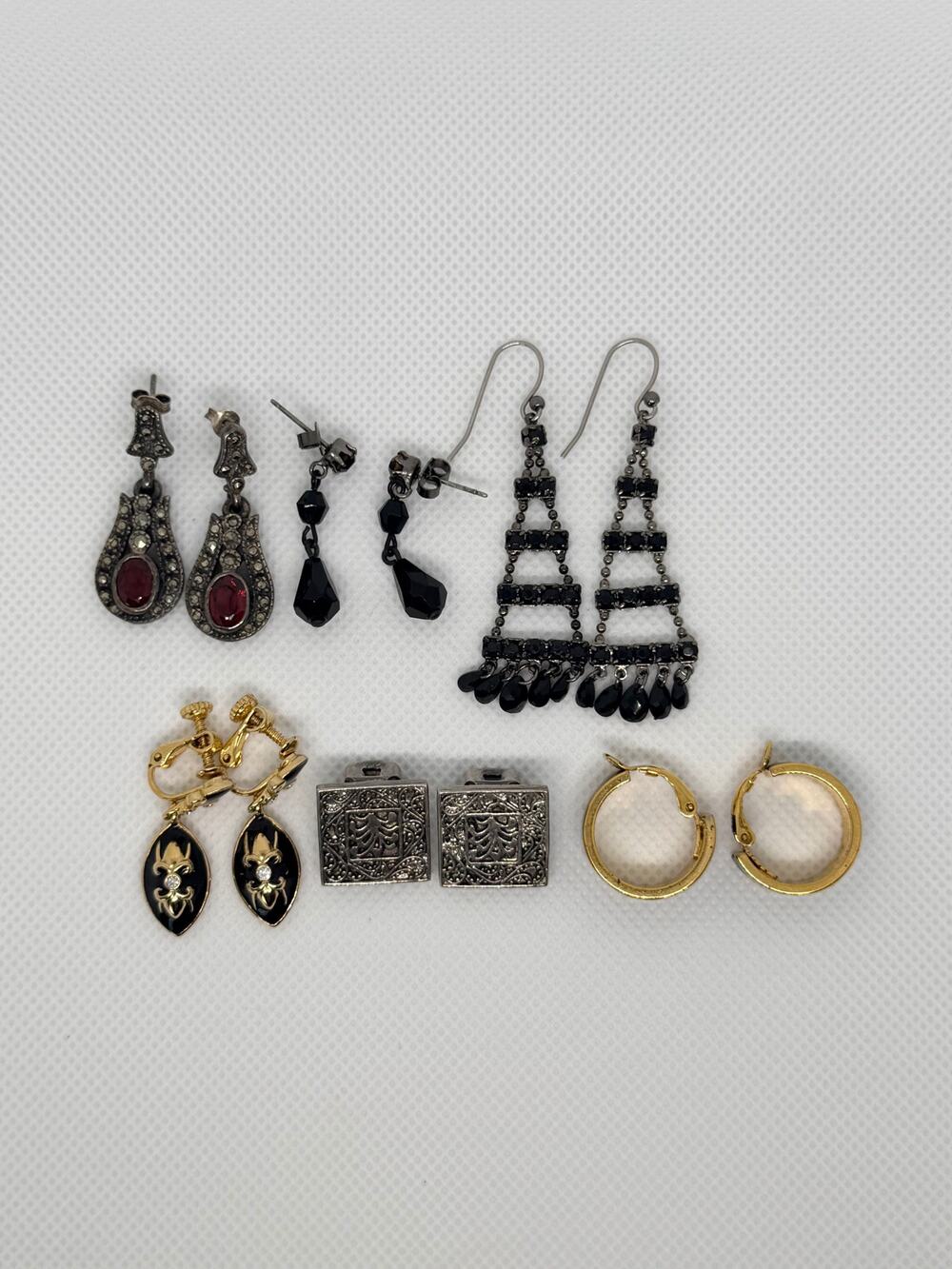 Lot of Vintage Earrings black and purple rhinestones silver tone metal 6 pairs